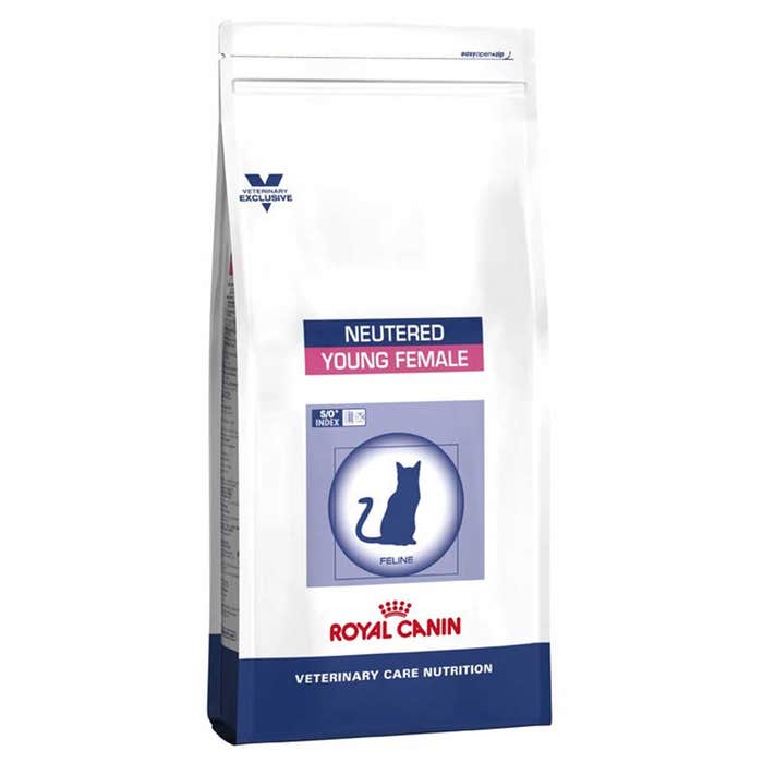 ROYAL CANIN YOUNG FEMALE NEUTERED FEMALE CATS CHICKEN KIBBLES 3.5KG
